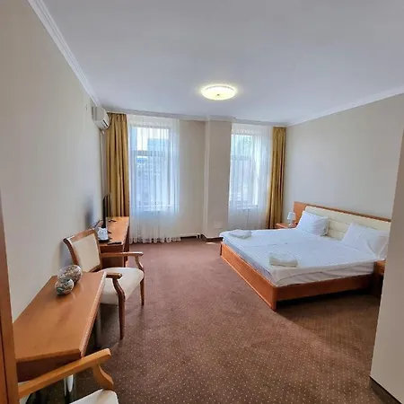 Гостьовий будинок Vila Central 3*
