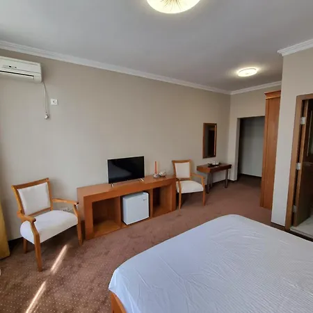 Vila Central Guest house 3*